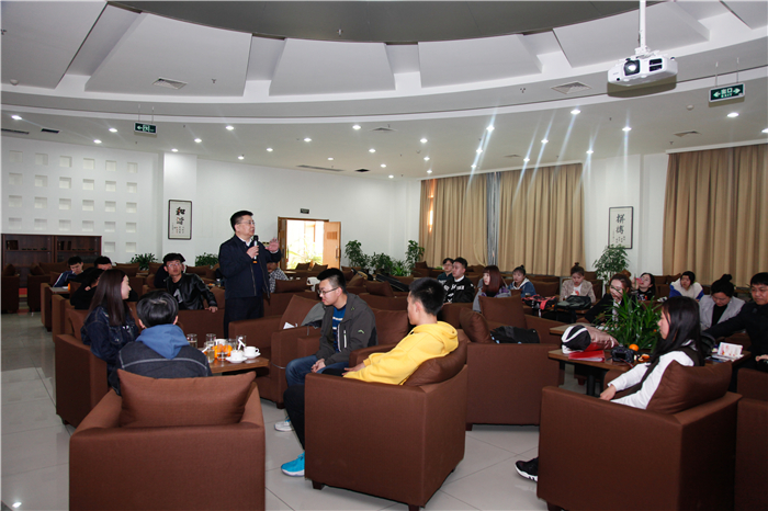 1522806701278078597.jpg 李书记.jpg
